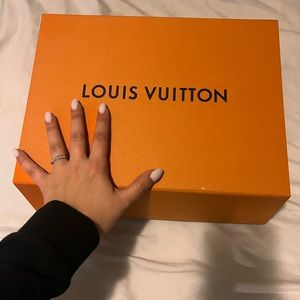 LOUIS VUITTON Box